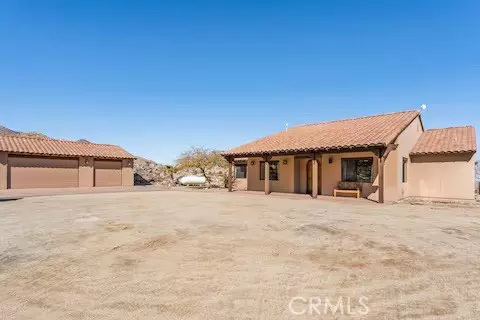 Exterior - 62398 Cope Ln, Joshua Tree, CA 92252 photo 4 of 12