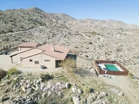 Exterior - 62398 Cope Ln, Joshua Tree, CA 92252 photo 2 of 12