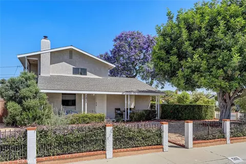 1203 W 160th St, Gardena, CA 90247