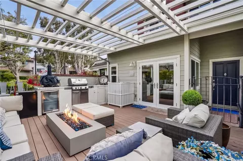27 Tiburon Ct, Manhattan Beach, CA 90266