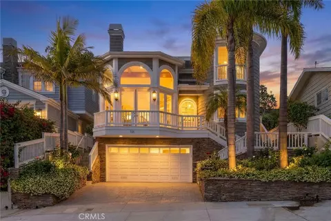 721 Marine Ave, Manhattan Beach, CA 90266