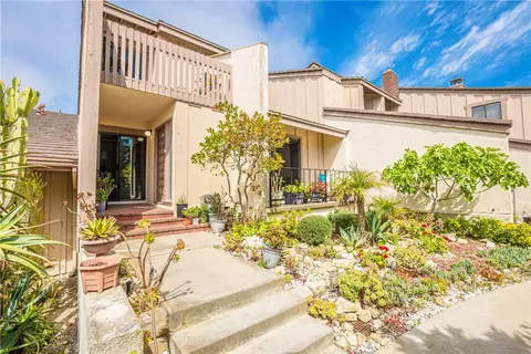 28118 Ridgeforest Ct, Rancho Palos Verdes, CA 90275