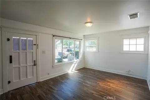 Living - 912 E Commonwealth, Fullerton, CA 92831 photo 2 of 9