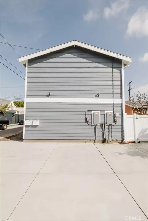 Exterior - 912 E Commonwealth, Fullerton, CA 92831 photo 2 of 3