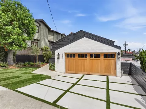 865 10th St, Manhattan Beach, CA 90266