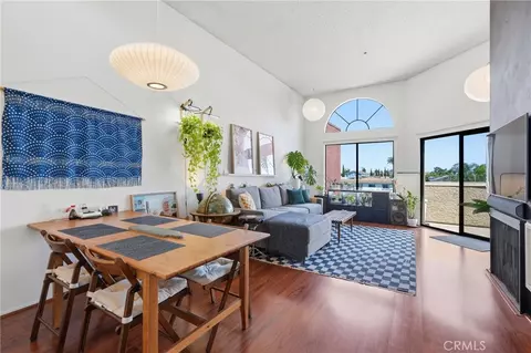 550 Orange Ave #318, Long Beach, CA 90802