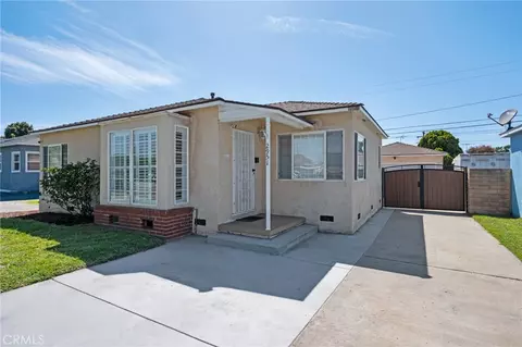 2951 Baltic Ave, Long Beach, CA 90810