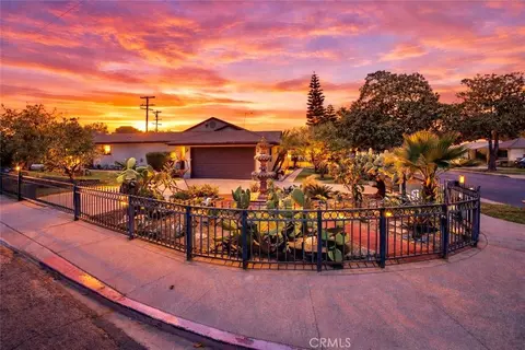 8525 Mcconnell, Los Angeles, CA 90045