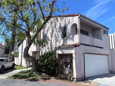 Exterior - 134 Racquet Clb, Compton, CA 90220 photo 1 of 12