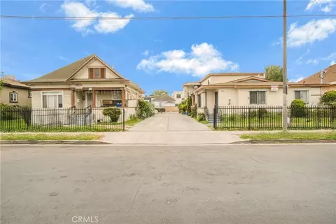 886 E 43rd Pl, Los Angeles, CA 90011