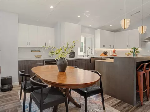 Dining - 438 Sierra St, El Segundo, CA 90245 photo 1 of 1