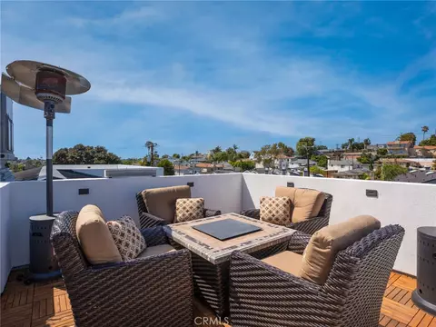 Exterior - 438 Sierra St, El Segundo, CA 90245 photo 2 of 2