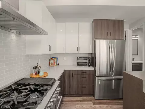 Kitchen - 438 Sierra St, El Segundo, CA 90245 photo 4 of 5