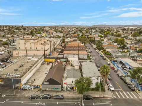 4355 Avalon, Los Angeles, CA 90011