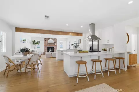 2720 Spreckels Ln, Redondo Beach, CA 90278