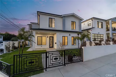 2500 Phelan Ln, Redondo Beach, CA 90278