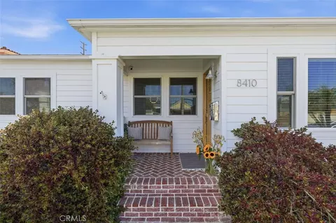 8410 Alverstone Ave, Los Angeles, CA 90045