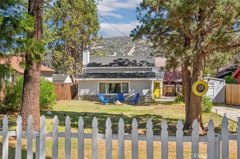 513 E Meadow Ln, Big Bear City, CA 92314