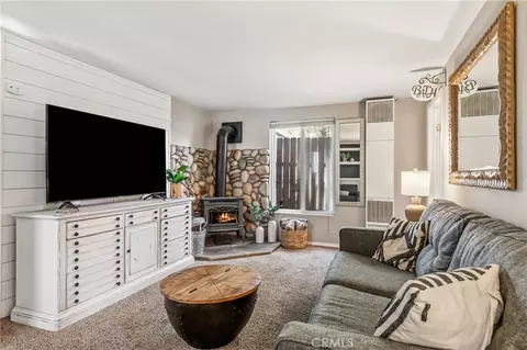 Living - 513 E Meadow Ln, Big Bear City, CA 92314 photo 1 of 3