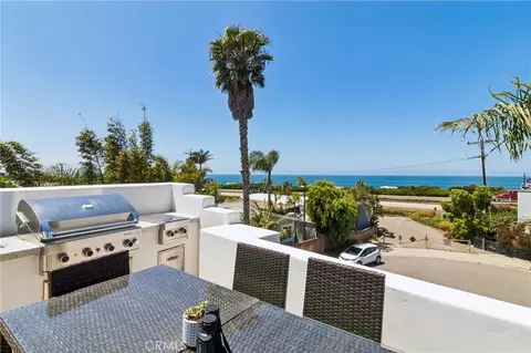 6512 Surfside Ln, Carlsbad, CA 92011