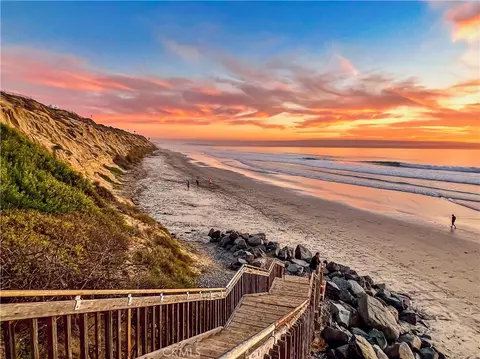 6512 Surfside Ln, Carlsbad, CA 92011