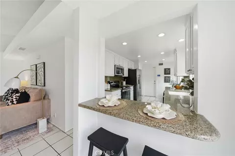 Kitchen - 14352 Kipling Ln, Tustin, CA 92780 photo 1 of 4
