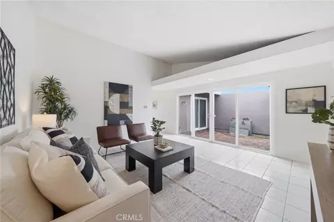 Living - 14352 Kipling Ln, Tustin, CA 92780 photo 3 of 6