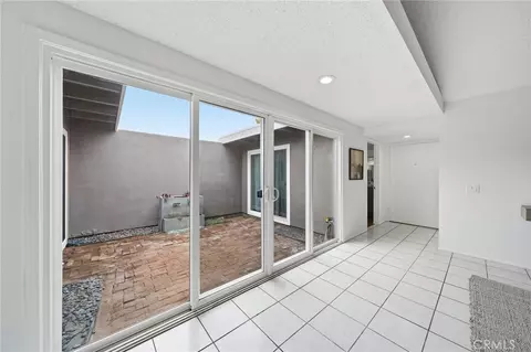 Entry Way - 14352 Kipling Ln, Tustin, CA 92780 photo 1 of 1