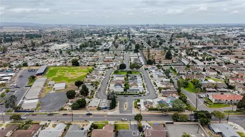 View/Area - 14352 Kipling Ln, Tustin, CA 92780 photo 5 of 5