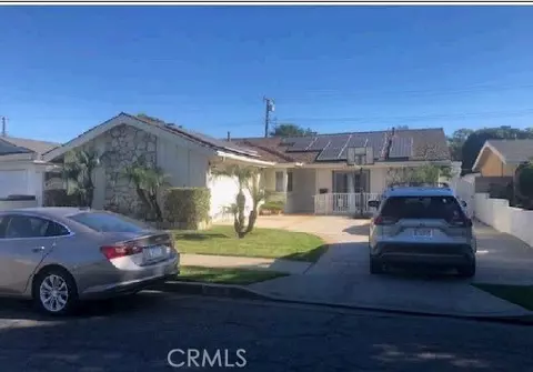 2874 Fidler Ave, Long Beach, CA 90815