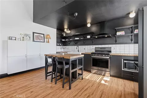 Kitchen - 3305 E Ransom # A, Long Beach, CA 90804 photo 1 of 6