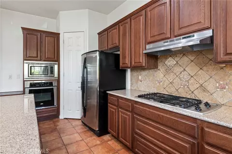 Kitchen - 39161 Shree Rd, Temecula, CA 92591 photo 4 of 4