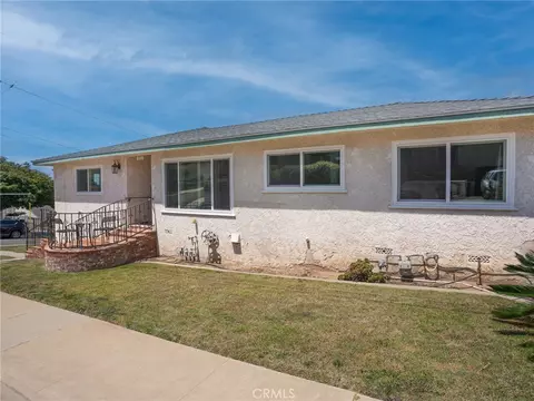 203 E Sycamore Ave, El Segundo, CA 90245