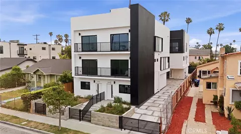1428 S Cloverdale Ave #1/2, Los Angeles, CA 90019