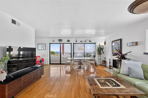 431 Camino De Las Colinas, Redondo Beach, CA 90277