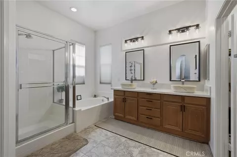 Bath - 84206 Canzone, Indio, CA 92203 photo 1 of 2