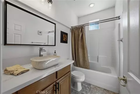 Bath - 84206 Canzone, Indio, CA 92203 photo 2 of 2