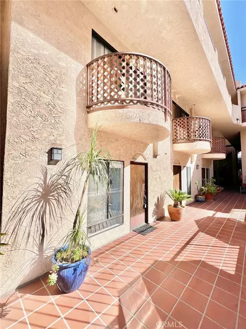 Exterior - 340 Clemente #10, Avalon, CA 90704 photo 1 of 14