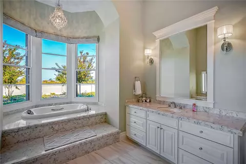 Bath - 22215 N Devries Rd, Lodi, CA 95242 photo 6 of 10
