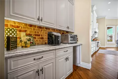 Kitchen - 22215 N Devries Rd, Lodi, CA 95242 photo 6 of 7