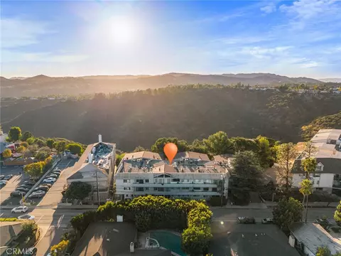 2345 Roscomare Rd #302, Los Angeles, CA 90077