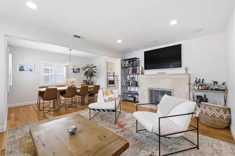 8211 Mcconnell, Los Angeles, CA 90045
