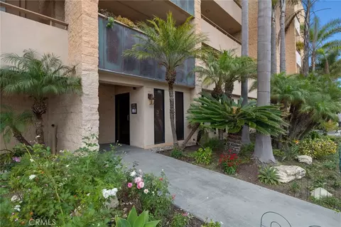 727 Esplanade #306, Redondo Beach, CA 90277