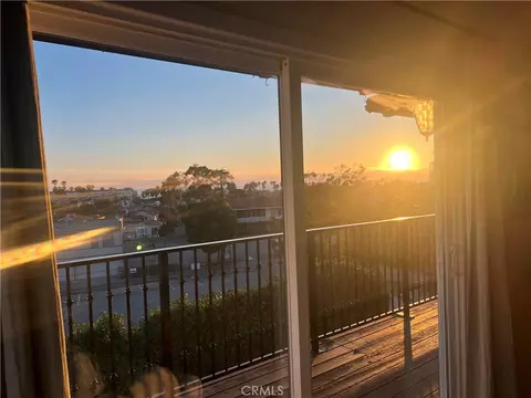 807 El Redondo Ave, Redondo Beach, CA 90277