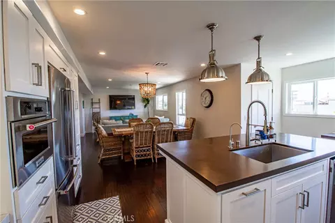 807 El Redondo Ave, Redondo Beach, CA 90277