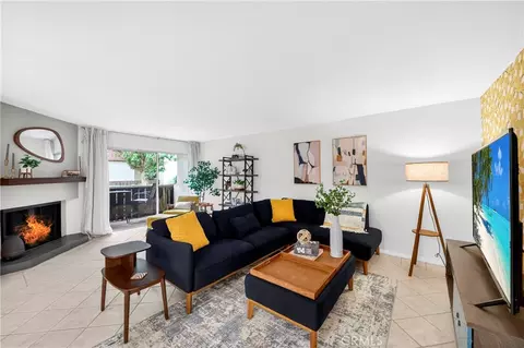 15020 Victory Blvd #104, Van Nuys, CA 91411