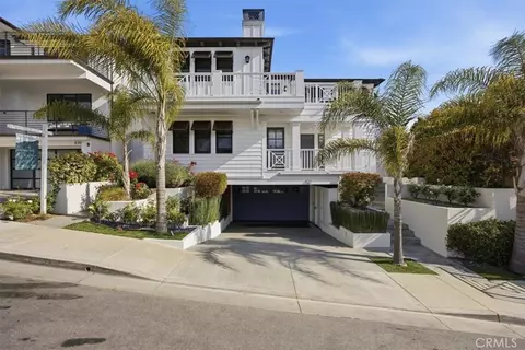 826 18th St, Hermosa Beach, CA 90254