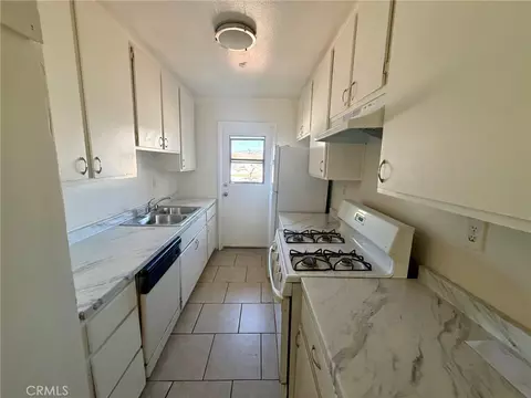Kitchen - 1126 Raymond Ave, Long Beach, CA 90804 photo 1 of 1