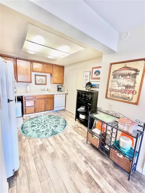 Kitchen - 350 Clemente #43, Avalon, CA 90704 photo 1 of 2