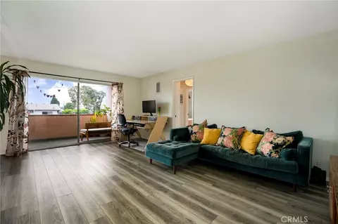 855 Victor Ave #203, Inglewood, CA 90302